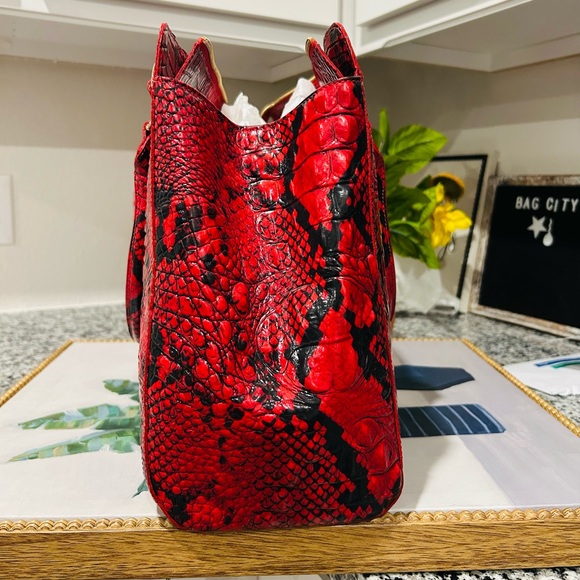 Brahmin Lipstick 💄 Finley - Picture 4 of 7